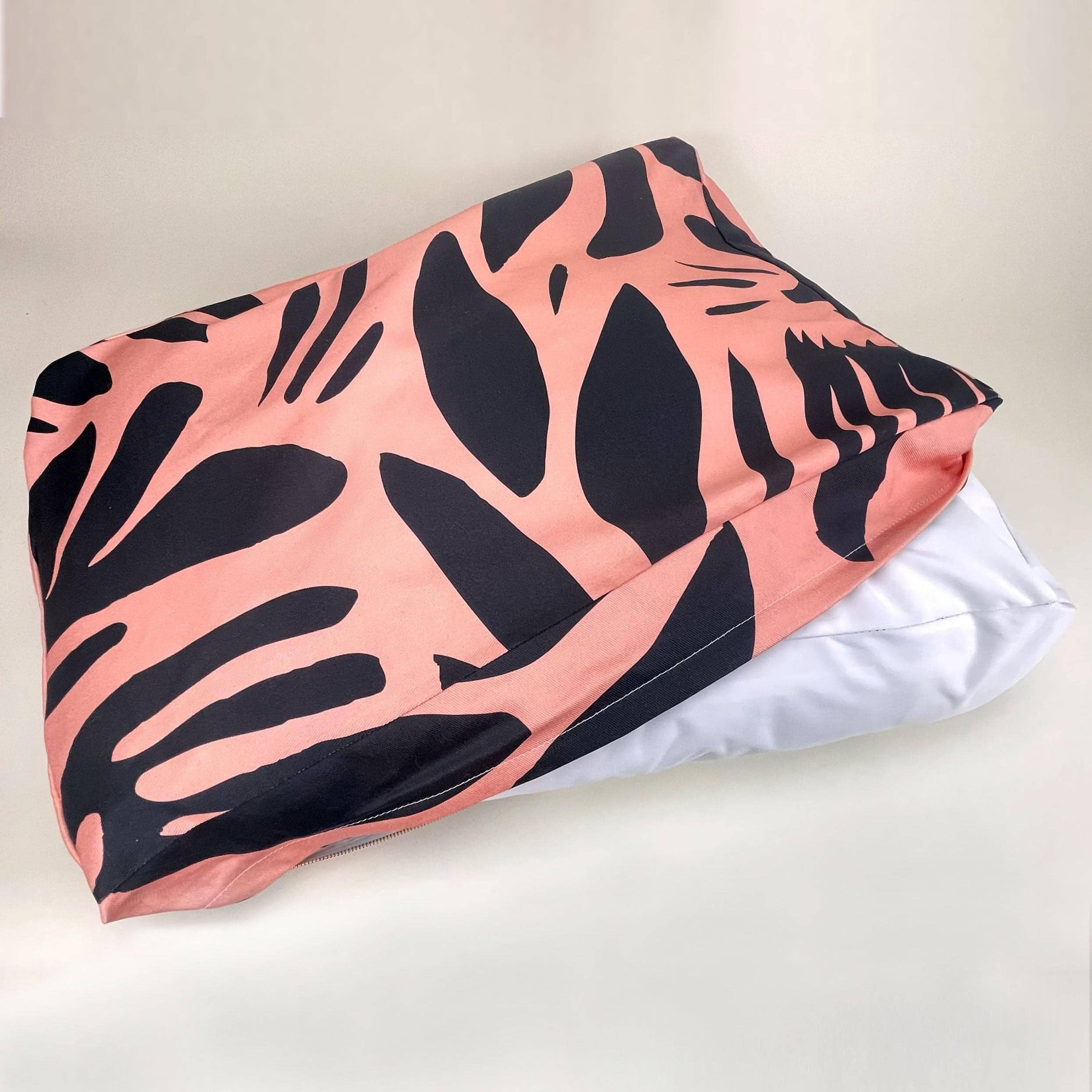 ADC Houndstone & Co. – cama - Gato e cão por atacado – Cama para Cão com Estampa Floral, Forro Impermeável, Fabricado nos EUA, 28"l x 18"p x 4,25"a, Adequado para Animais de Estimação Pequenos5