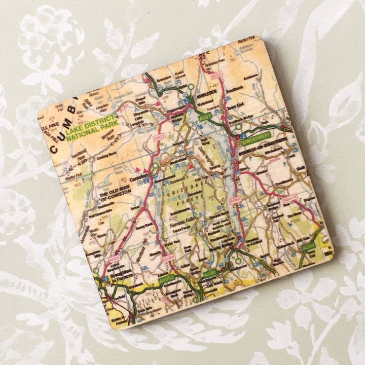 Imán cuadrado de madera con forma de mapa para venta al por mayor de The Sugar Shed Ltd