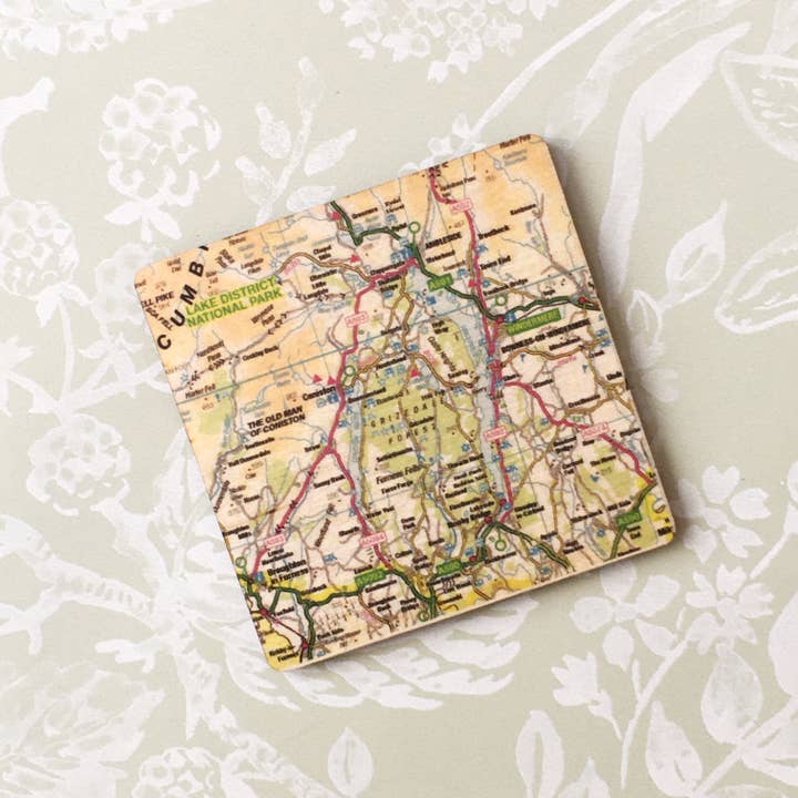 Imán cuadrado de madera con forma de mapa para venta al por mayor de The Sugar Shed Ltd