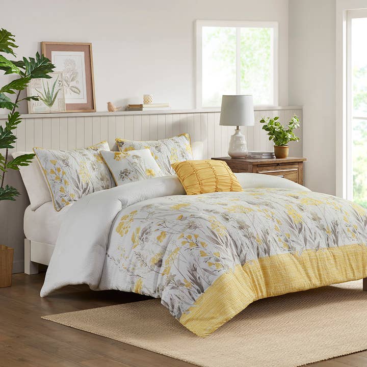 Olliix - Wholesale Bedding Set - 5 Piece Floral Farmhouse Seersucker Comforter Set, Yellow