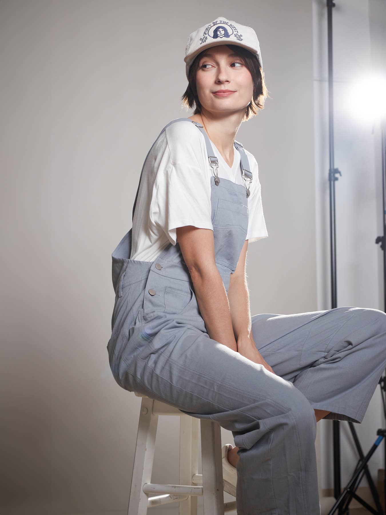 Elloh Collection - Wholesale Overalls - Women's - Relaxed Fit Barrel Leg Cotton Overall w Adjustable Straps1