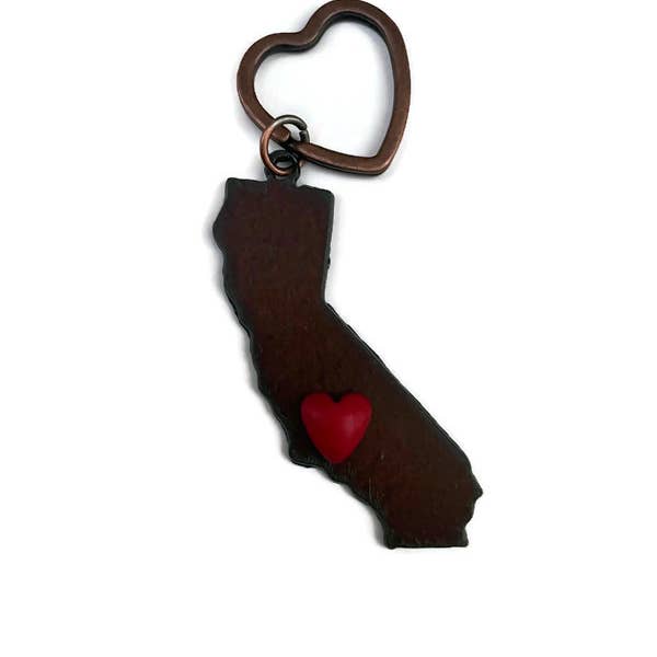 The Rustic Barn - Wholesale Keychain - Unisex - Rustic Keychain CALIFONIA shape and red heart