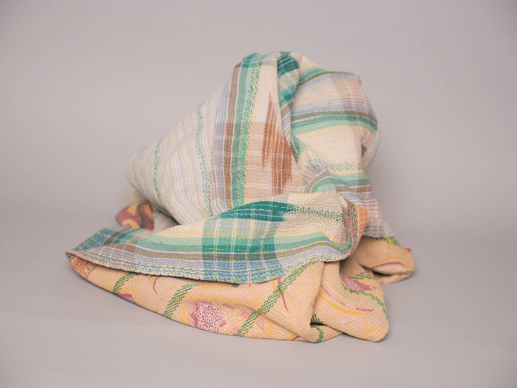 Storie - Vendita all'ingrosso Plaid - Plaid Kantha vintage in cotone, selezione casuale9