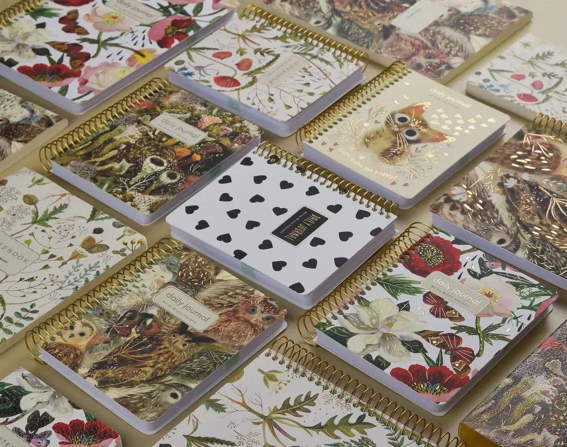 BV by Bruno Visconti - Vente Agendas - Agenda hebdomadaire spiralé A6 ArtPlanner - Pivoines1