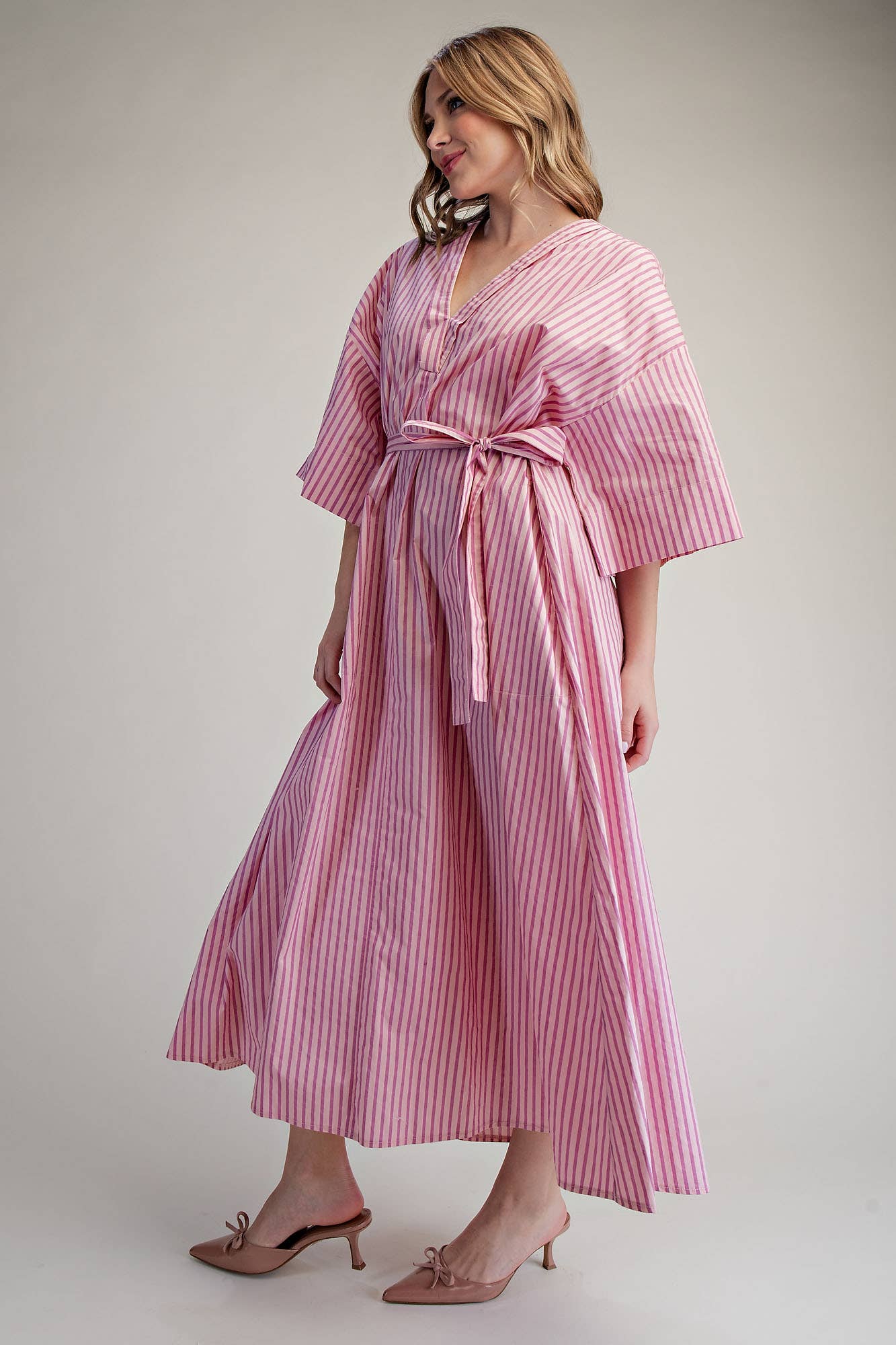 Glam - Wholesale Dress - Women's - Belted Relaxed Stripe Midi Dress4