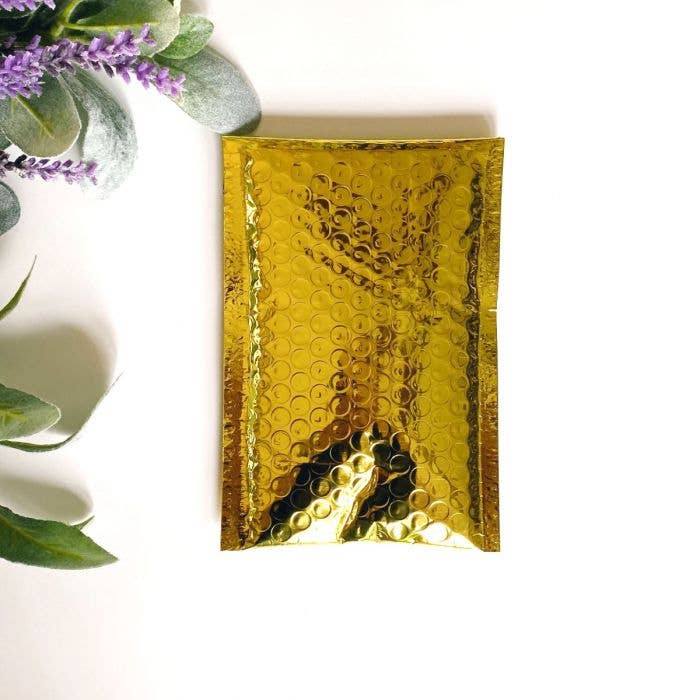 Eleven Fashion – wholesale Envelopes – 4.25x8 Gold Metallic Bubble Mailers
