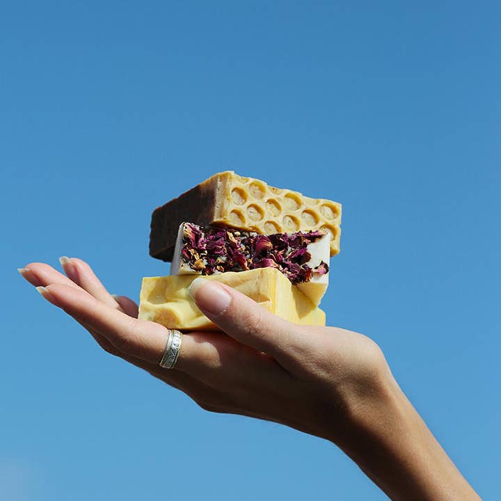 Basic Layers - Wholesale Bar Soap - ARTISAN HAND MADE SCENTED HONEY POLLEN SOAP4