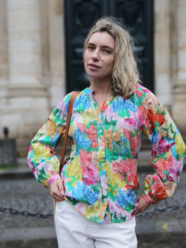 Frank & Dollys - Wholesale Button Down Shirt - Women's - Jardin Blouse4