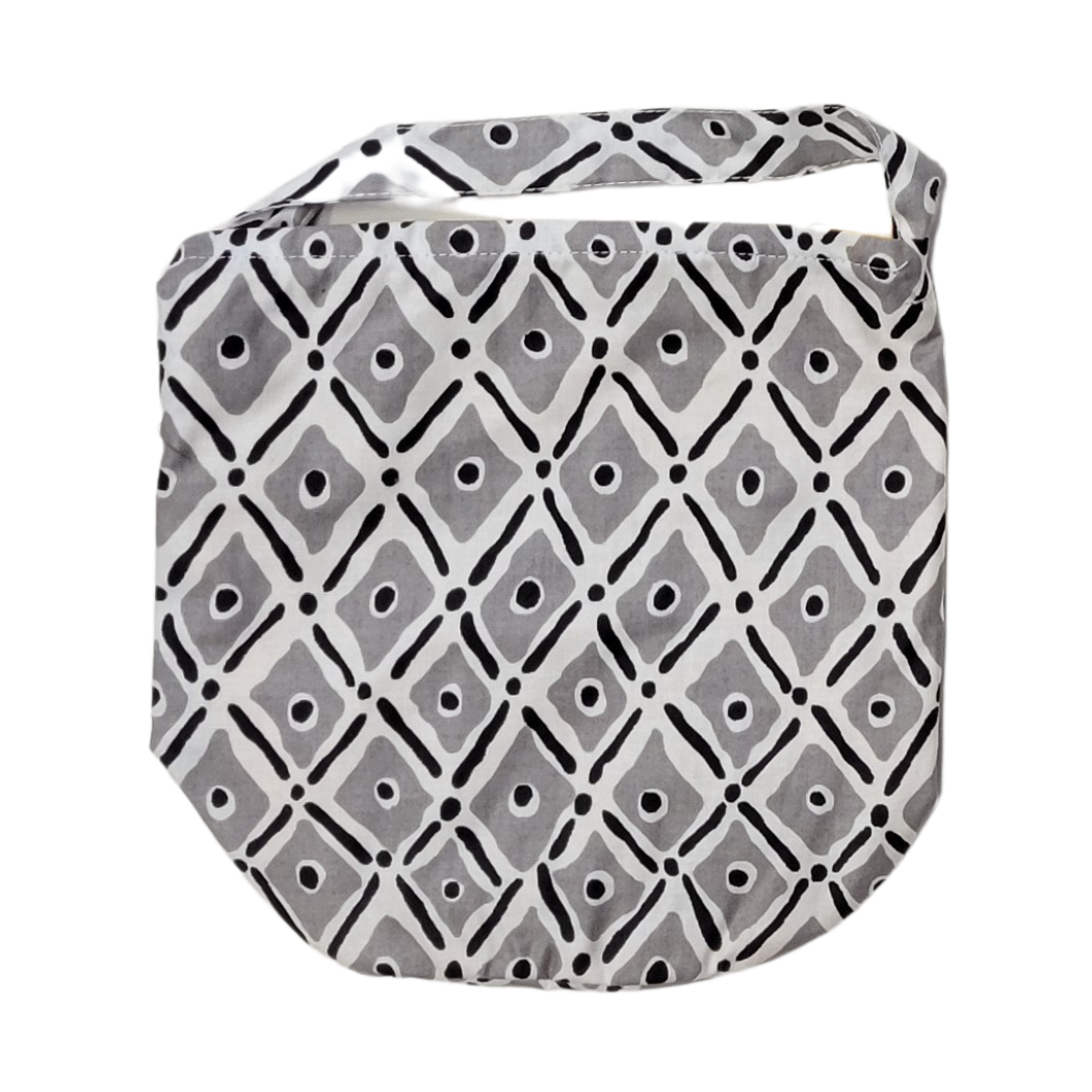 Unique Batik Fair Trade - Wholesale Crossbody Bag - Women's - African Wax Print Bucket Bag1