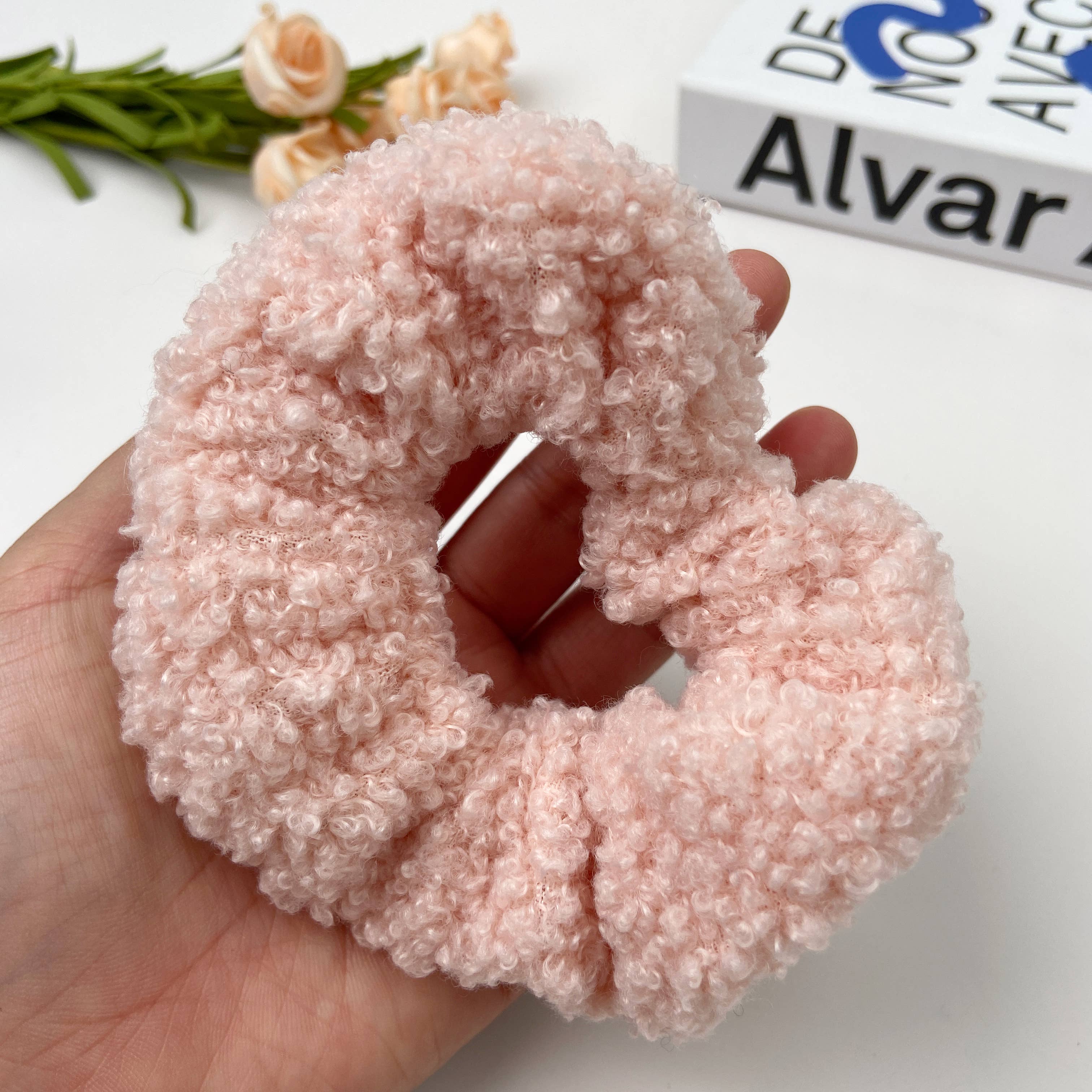 SoapElenGlen – wholesale Scrunchie - Women’s – Solid Color Scrunchie Hair Tie2