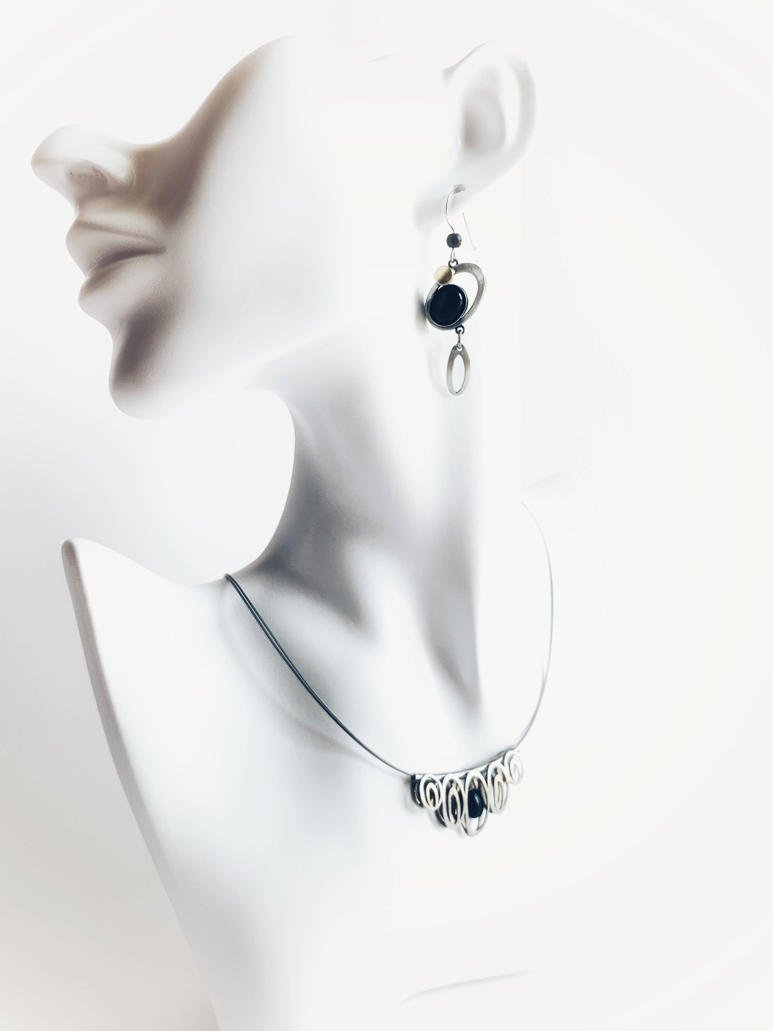 Christophe Poly / Crono Design - Vente Parures de bijoux - ENSEMBLES (GY1) - Collier (G) 17"+2" & Boucles d'oreilles crochet en fil (Y) Ensemble12