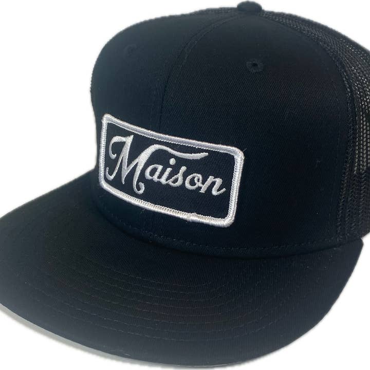 Casquette de camionneur unisexe Snapback Maison Classic avec écusson personnalisé pour la vente par Maison Apparel