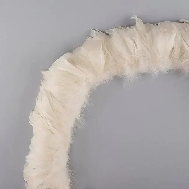 Zucker Feather Products - Vente Matériels de bricolage - Plumes de coquille d'oie teintées en ivoire3