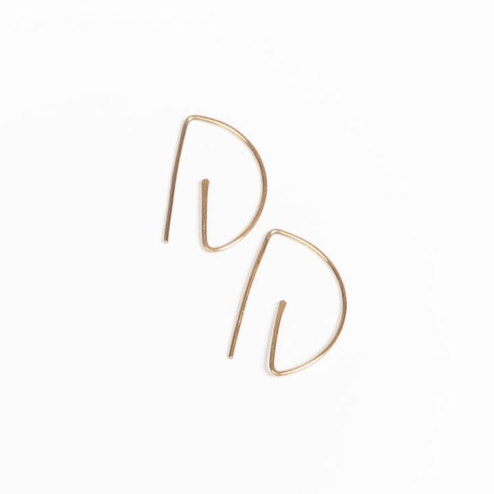 Half Moon Threader Hoop Earrings in 14 Karat Gold Filled for wholesale by Forai
