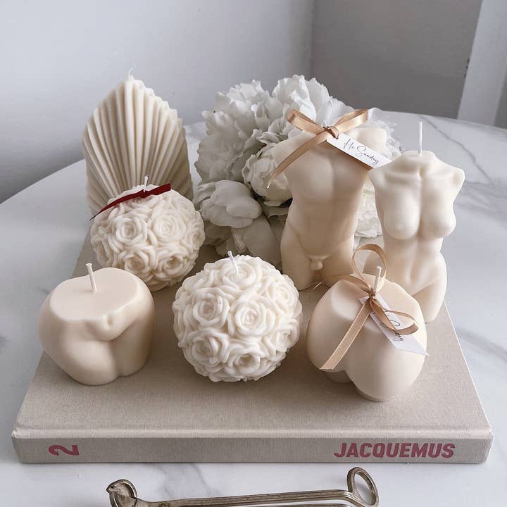 Hi Sunday Collective - Wholesale Novelty Candle - Brighton Rose Bouquet Ball Pillar Soy Wax Candle2