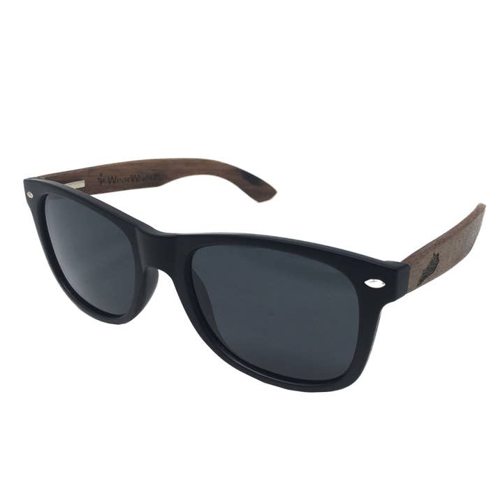 Lunettes de soleil State of Kentucky Classic en noyer noir pour la vente par WearWood