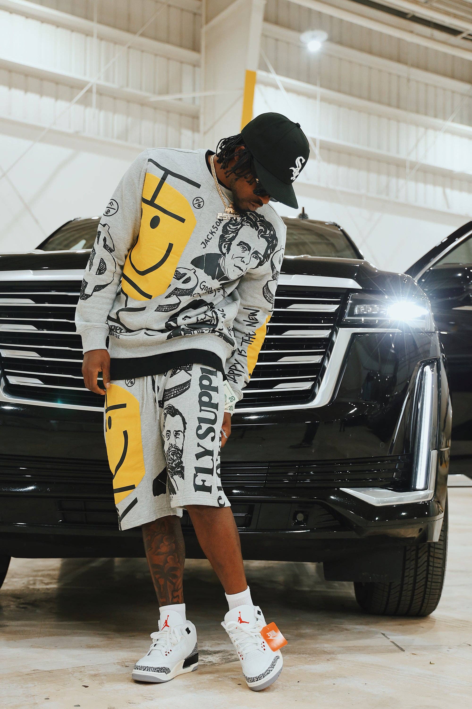 Heather Grey New Rich Crewneck Sweater (Heather Grey) for wholesale on Faire14