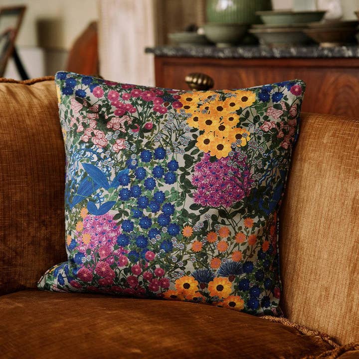 Sophie Williamson Design - Wholesale Throw pillow cover - Square Pillow Cover Pré Fleuri1