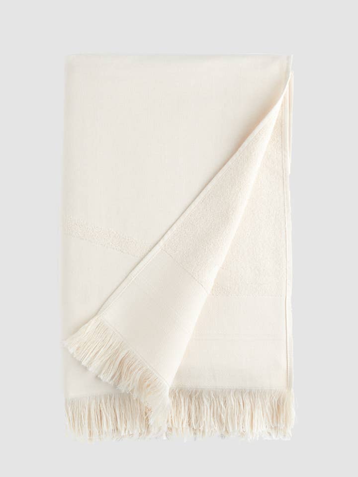 Weißes Maxi-Strandtuch aus nachhaltigem Frottee-Baumwolle / Muschel für den Großhandel von WAY