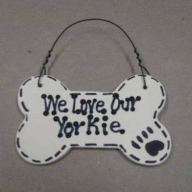 29-2083Y - Nous aimons notre Yorkie ou j'aime mon Yorkie pour la vente par Nannie and B's Crafts