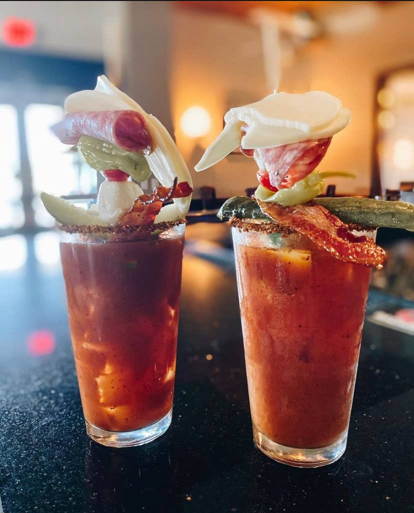 Dude Wow Cocktails - Wholesale Cocktail Mix/Syrup - Dude Wow All Natural Bloody Mary - Gallon (4Gal/1Cs)5