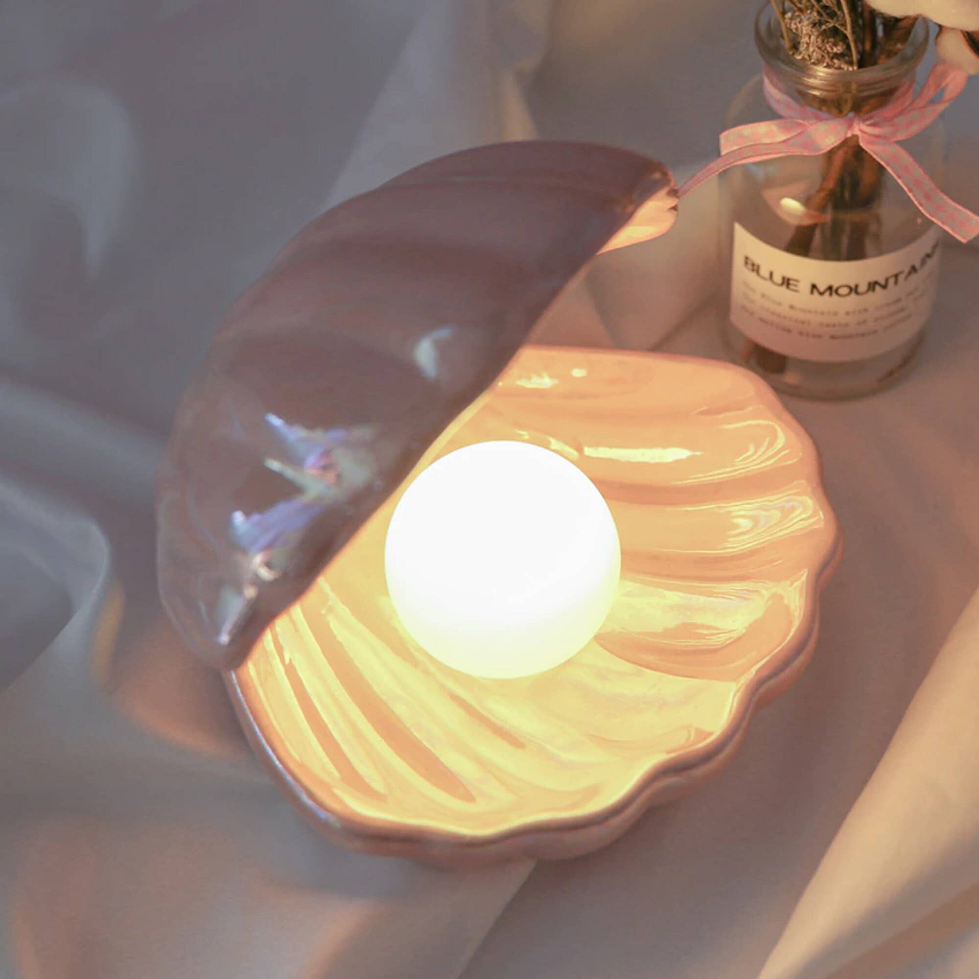 Green Pastures Wholesale - Wholesale Decorative Tabletop Object - Pearl Decor Shell Jewelry Tray and Table Lamp0