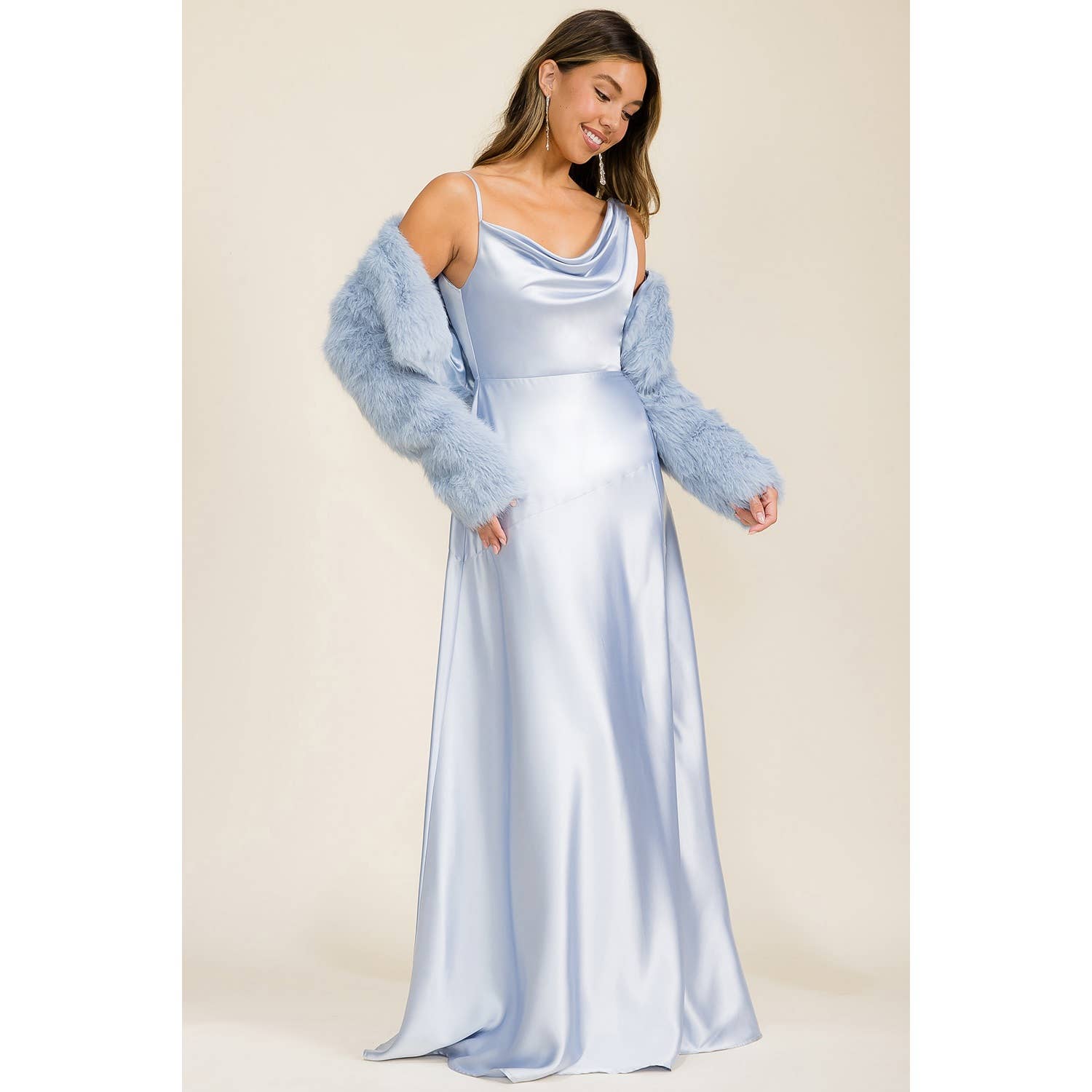 Maniju - Wholesale Fur/Faux Fur Coat - Women's - ELEGANT FAUX FUR JACKET 3