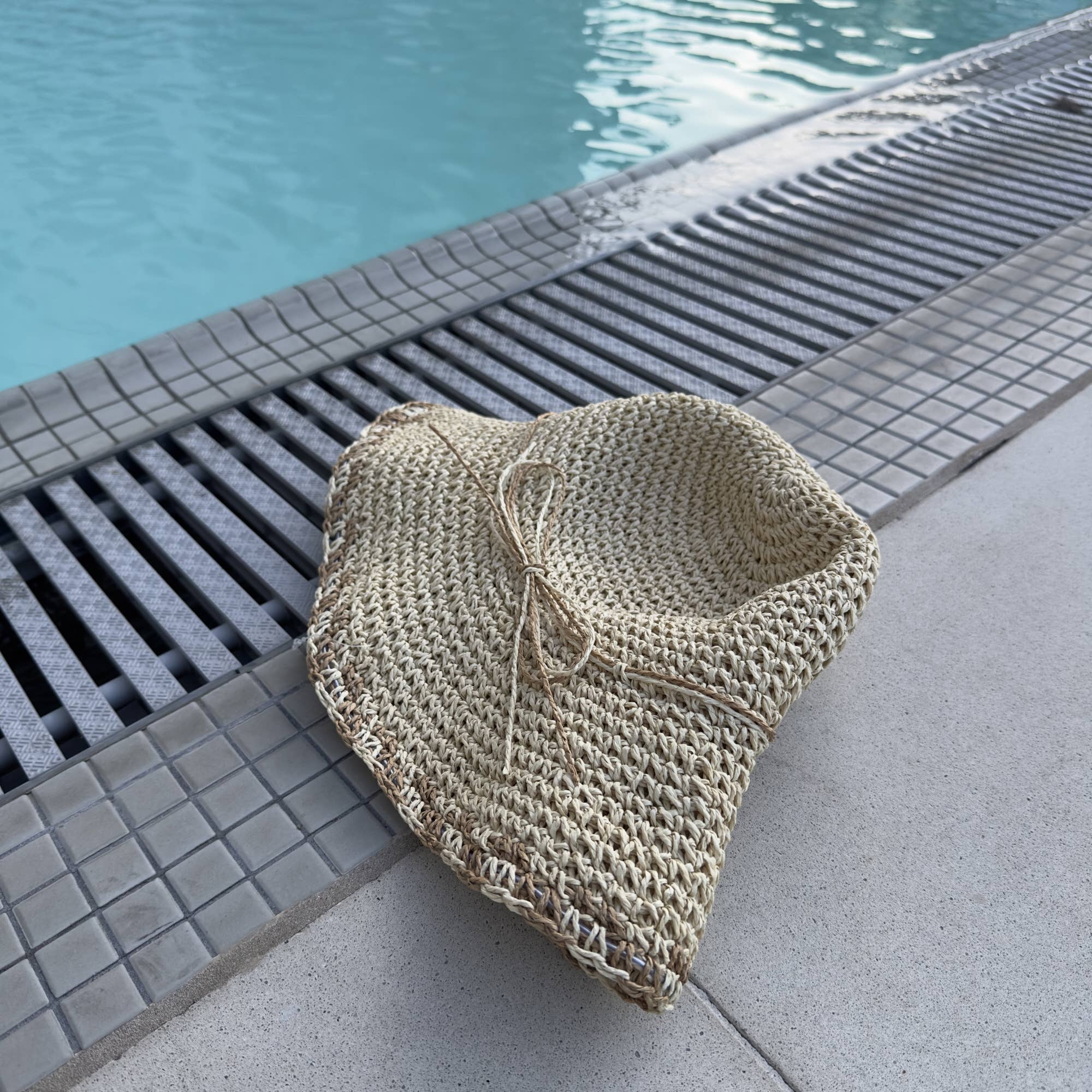 Queens INC - Wholesale Straw Hat - Women's - Seaside Woven Bucket Hat 🌿 with Bow Detail2