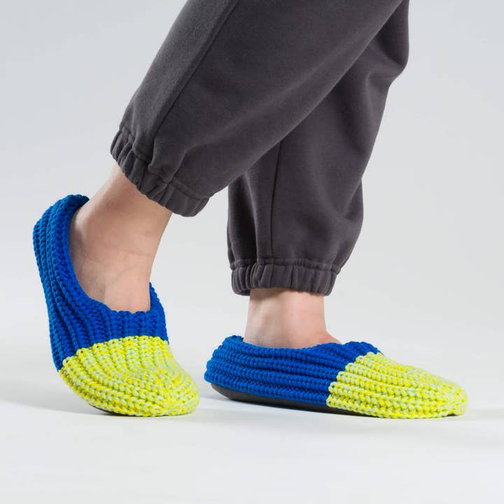 VERLOOP | knits - Wholesale Slippers - Women's - Colorblock Knit Slippers