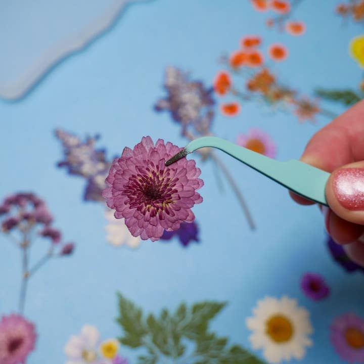 Adults & Crafts - Wholesale DIY Craft Kit - Floral Resin Serving Tray Craft Kit