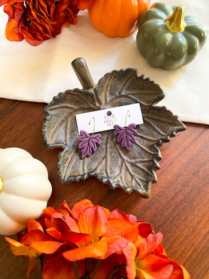 Créoles Leaf pour la vente par Kaylie Grace Art