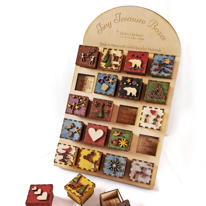 Made and Assembled - Wholesale Retailer Display - Home & Living - Tiny Treasure Box Display1