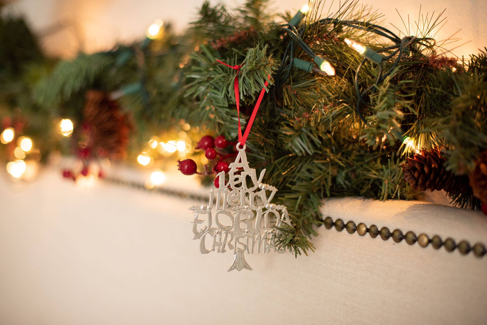 House of Morgan Pewter - Vendita all'ingrosso Decorazione - Un Ornamento di Natale Molto Allegro - Stati e Città35