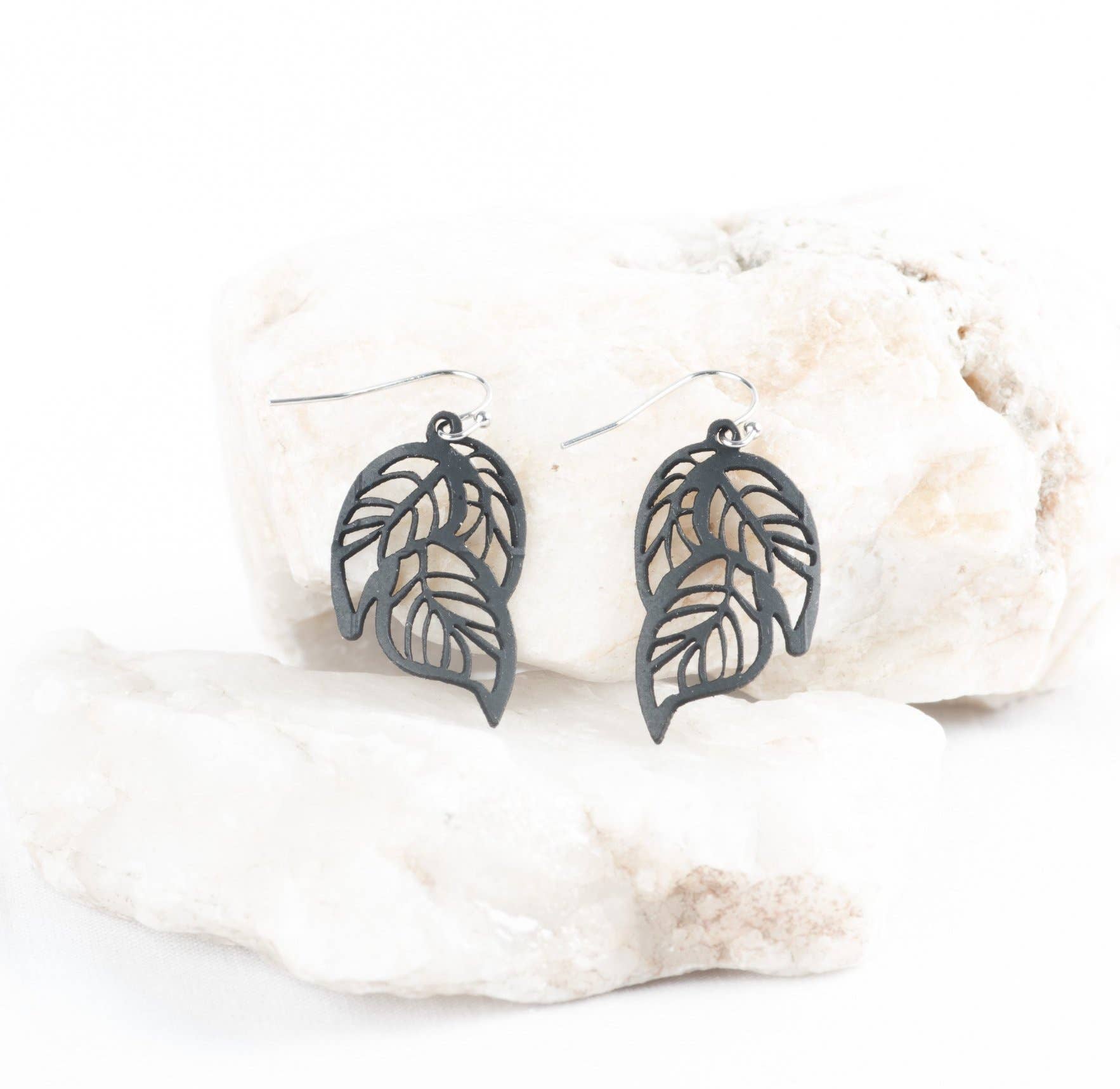 ABD Culture - Wholesale Dangle Earrings - Tiny Tropical Leaf Earring