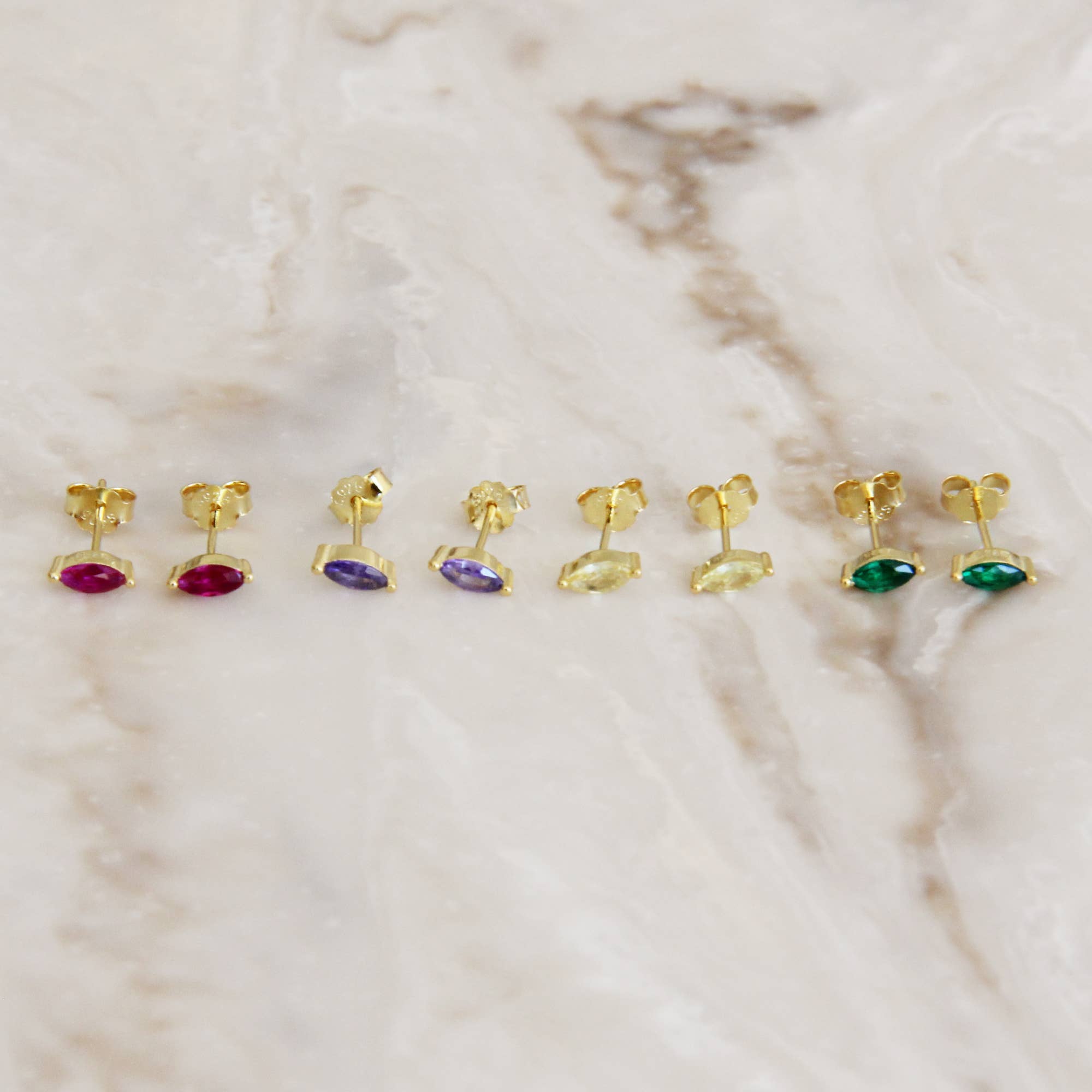 MAIVE - Venta al por mayor Pendientes de botón/aretes de poste - Tachuelas marquesa diminutas1