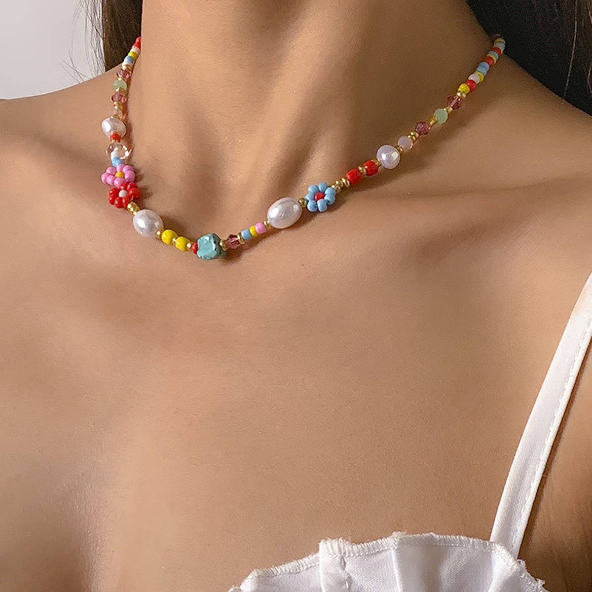 GOLD MULTI COLORED FLOWER DAISY PEARL STONE NECKLACE | 40NK9478 for wholesale on Faire0