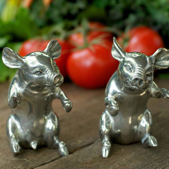 Happy Pigs Salt & Pepper Set for wholesale by Vagabond House