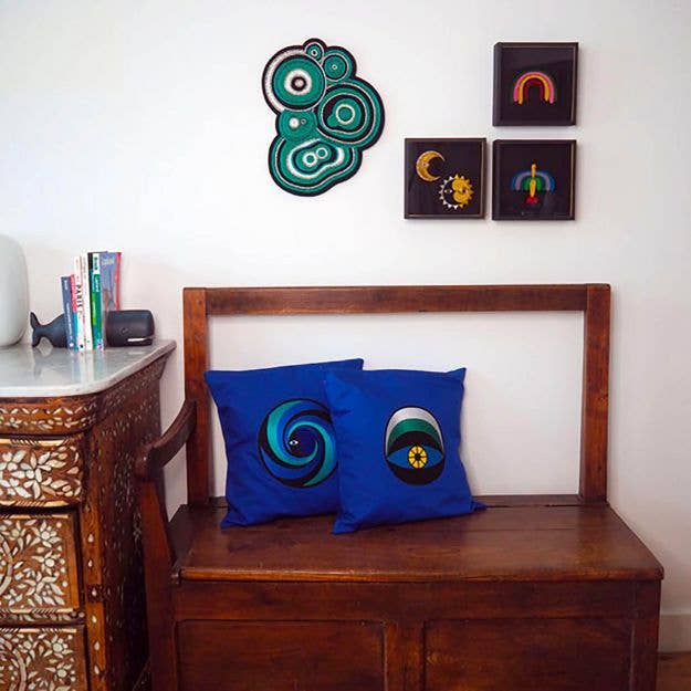 Macon & Lesquoy - Wholesale Throw Pillow Cover - Machine embroidered cushion cover - Folk Guitare4