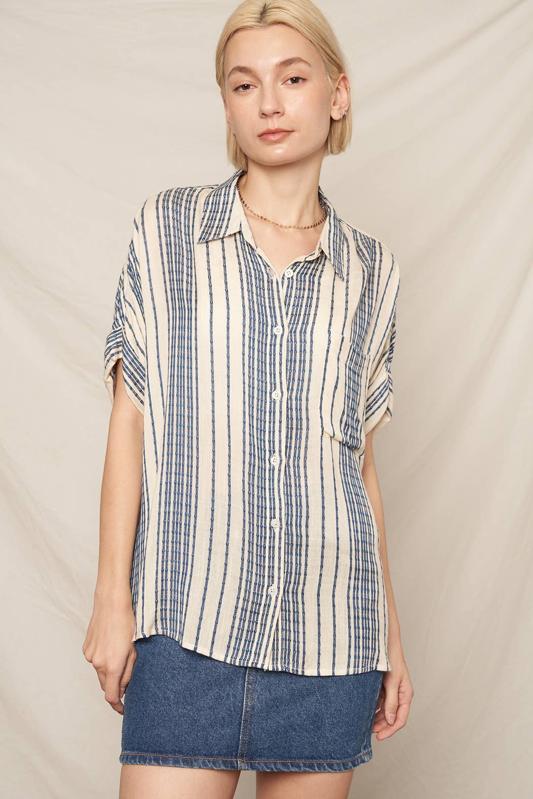 En Crème - Vente Chemise à col boutonné – femme - Haut boutonné rayé à manches courtes4