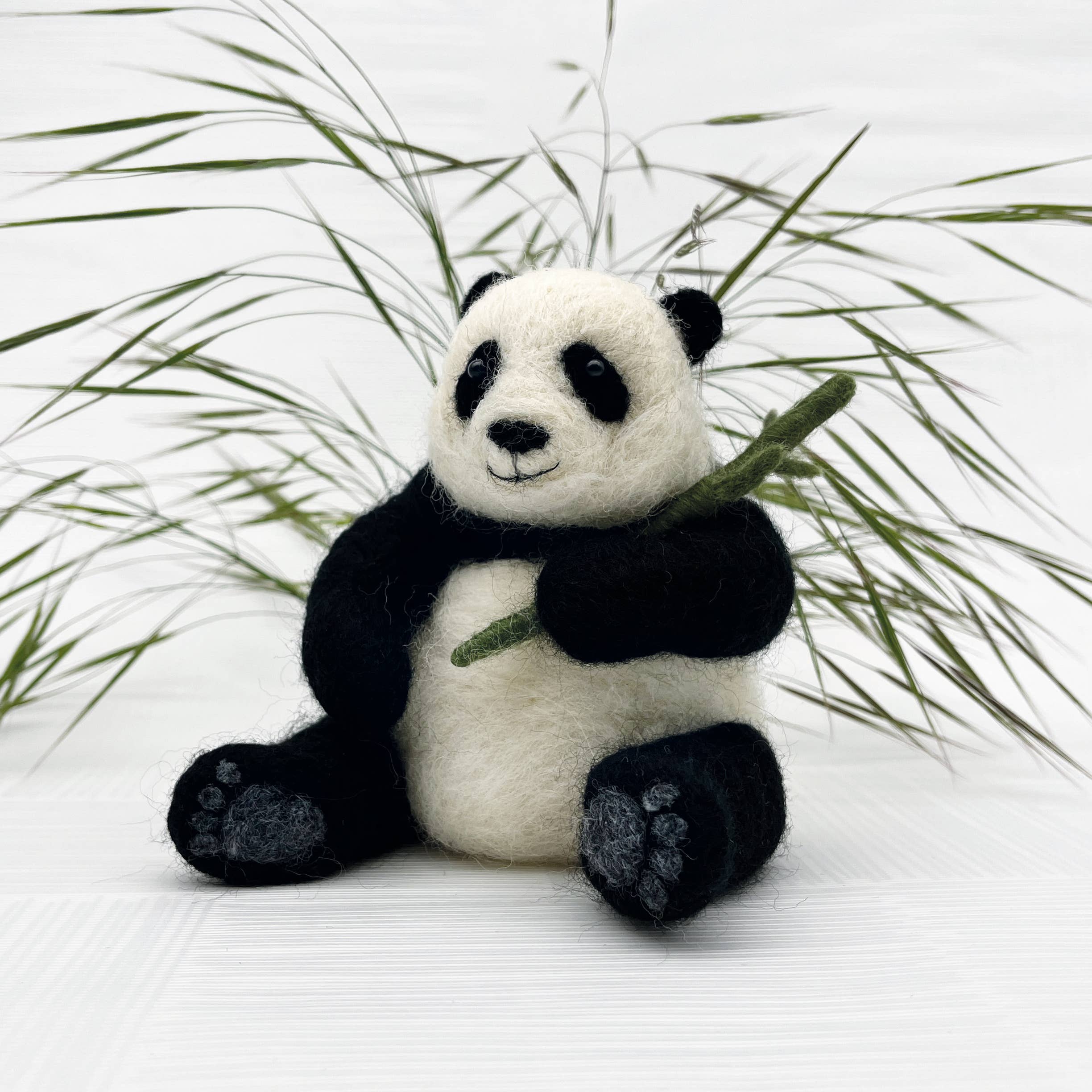 Bergin & Bath – wholesale Craft sewing kit – Needle Felting Kit - Panda - make your own giant panda2