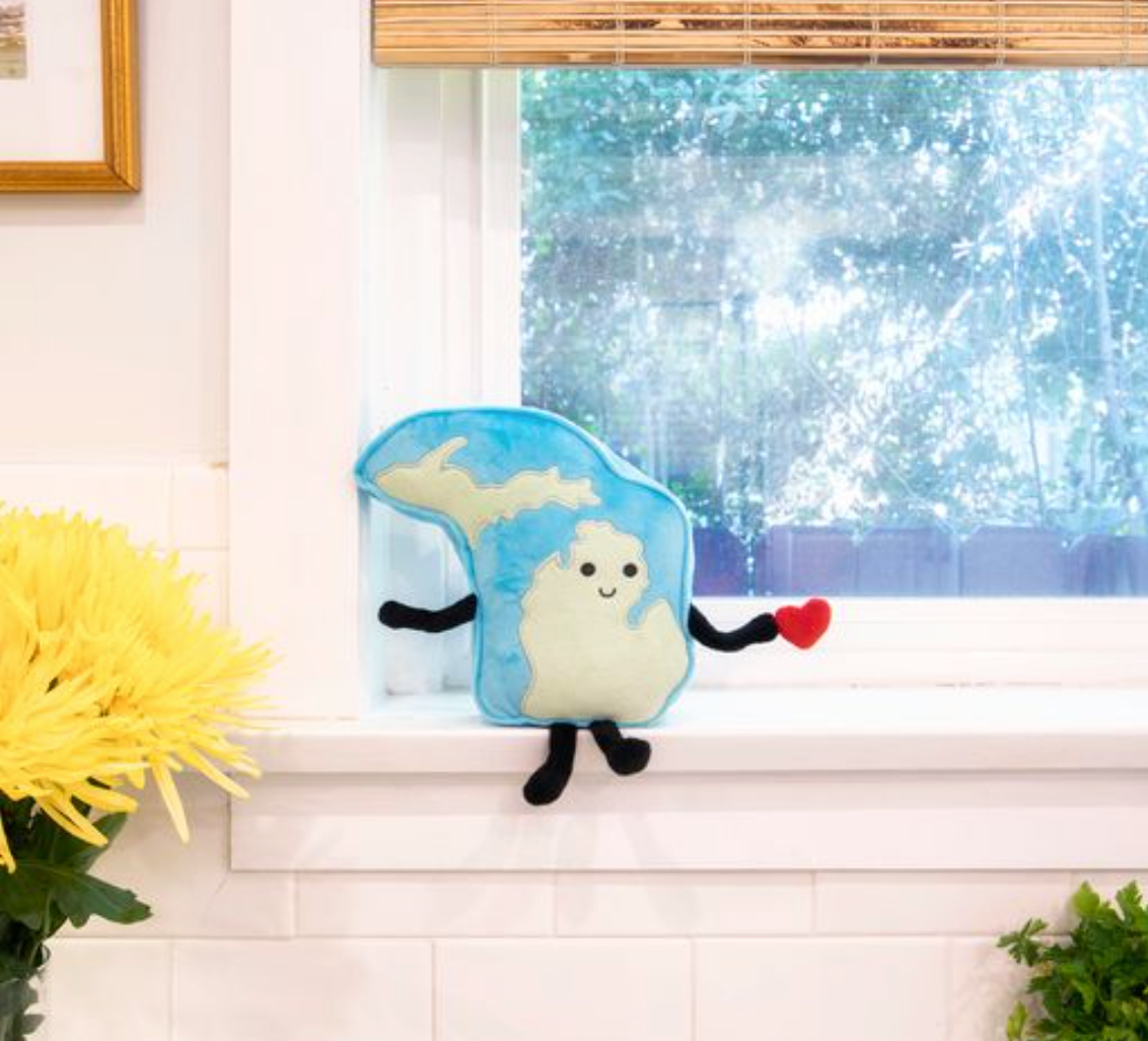 Stuffed States USA - Wholesale Stuffed/Plush Toy - Kids & Baby - Michigan State Plush Doll - Stuffed States USA6