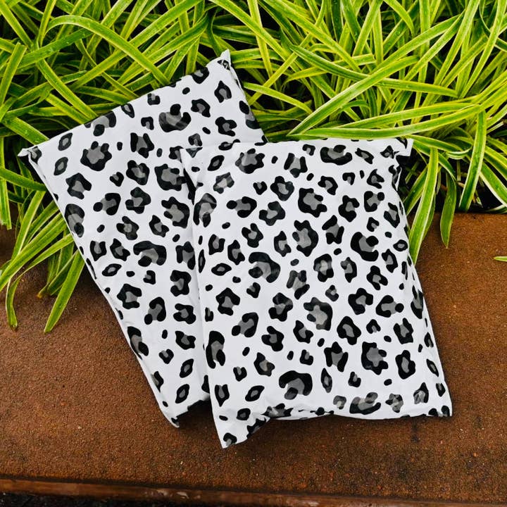 Mail it! mailers and more - Wholesale Envelopes - Snow leopard 10x13 premium poly mailers2