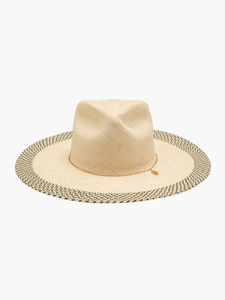 Camila pour la vente par MakiPalmata