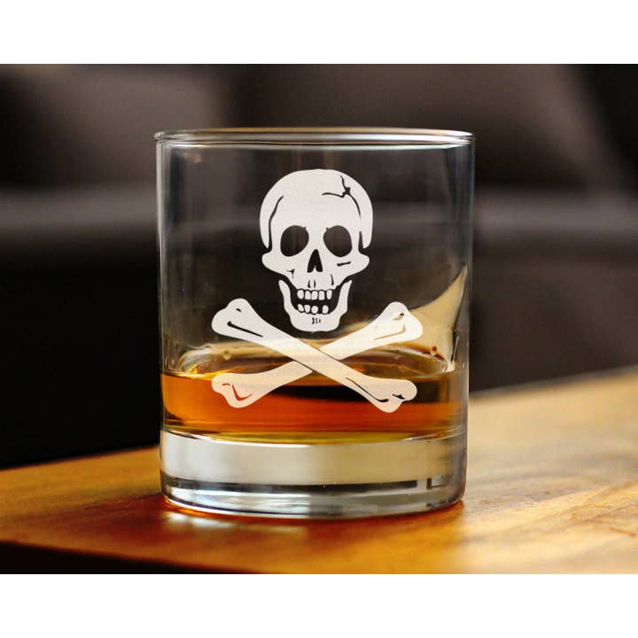 bevvee - Wholesale Cocktail/liquor glass - Skull and Crossbones Whiskey Rocks Glass - Pirate Gifts2
