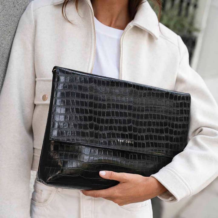 THE CODE - Wholesale Laptop Bag - Women's - ABOUT ANGELA NEGRO