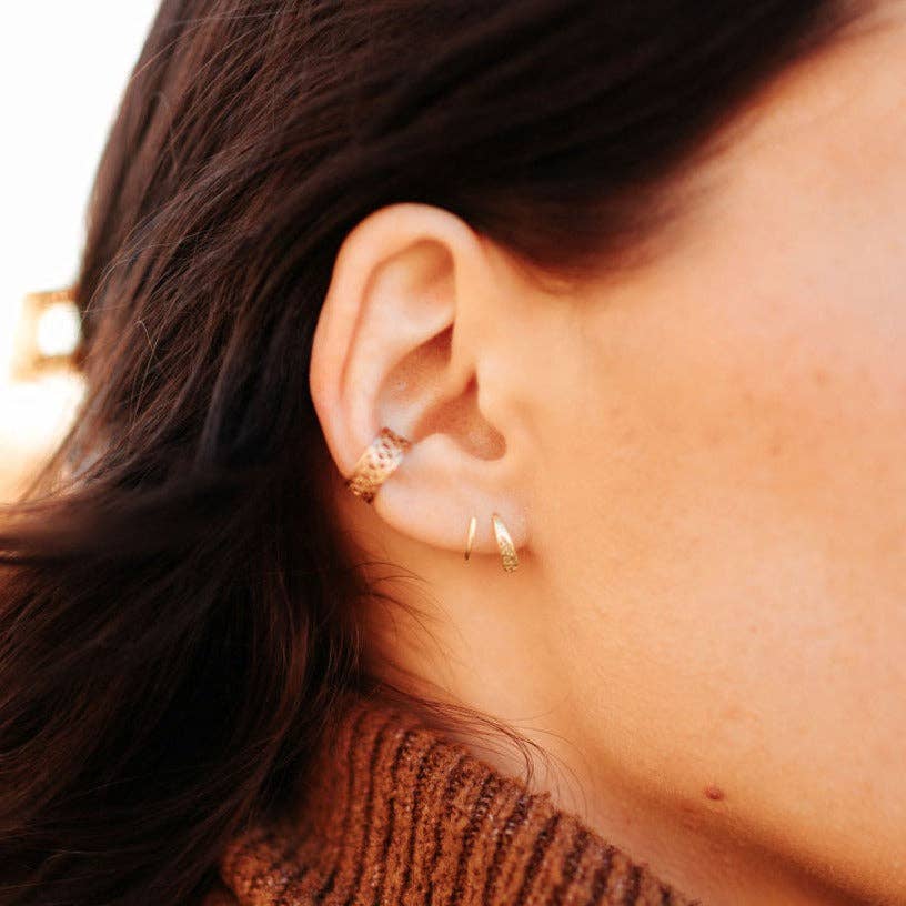 Mauve Jewelry Co. - Vendita all'ingrosso Orecchini a cerchio - Orecchini Double Twist3