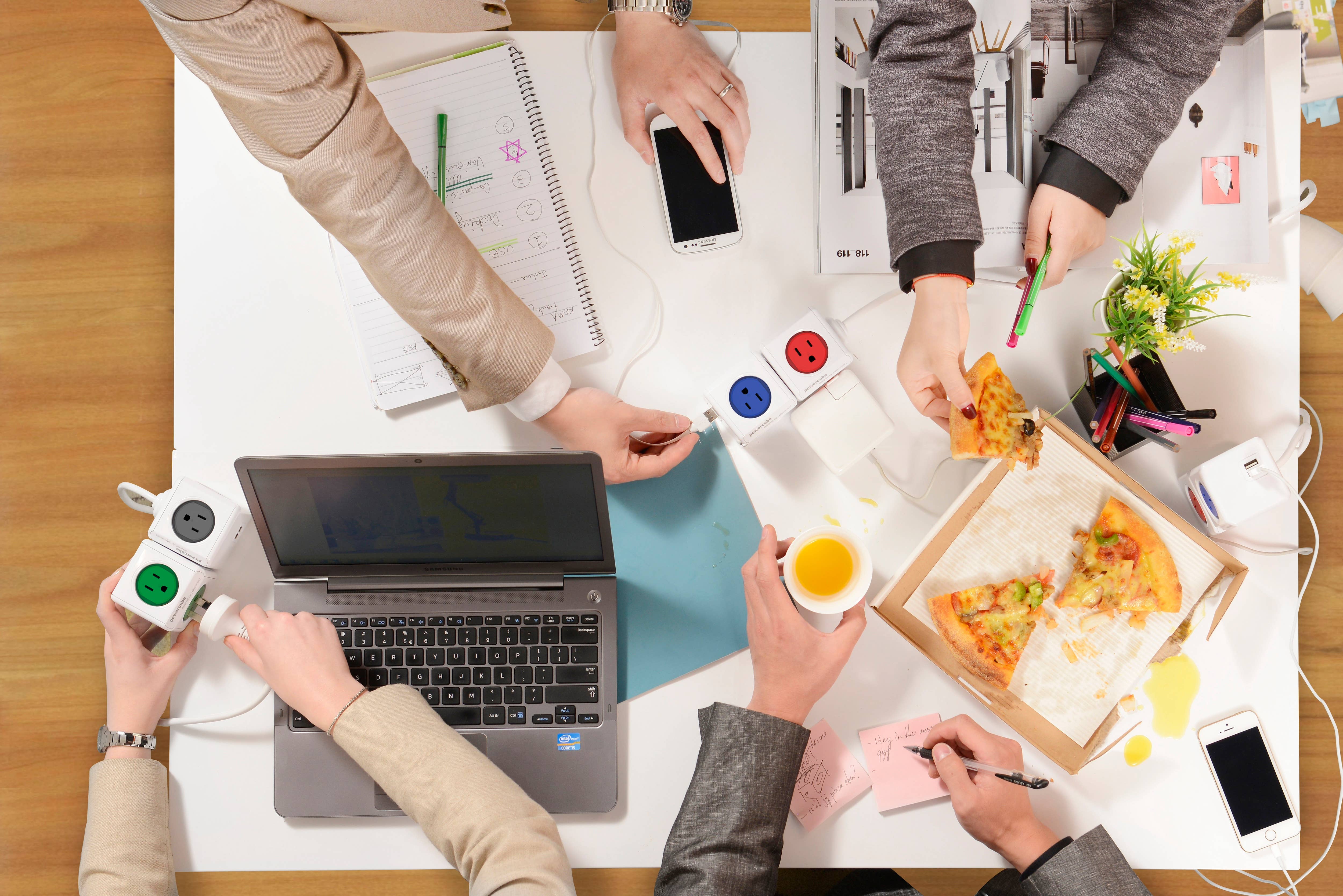 Allocacoc DesignNest - Venta al por mayor Adaptador de corriente - PowerCube Extended - Protector contra sobretensiones de 5 tomas con cable de 1,5 m8