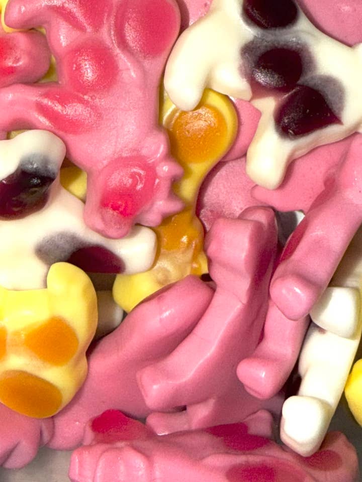 Swedish Cows Gummy Candy for wholesale by Sweet On You