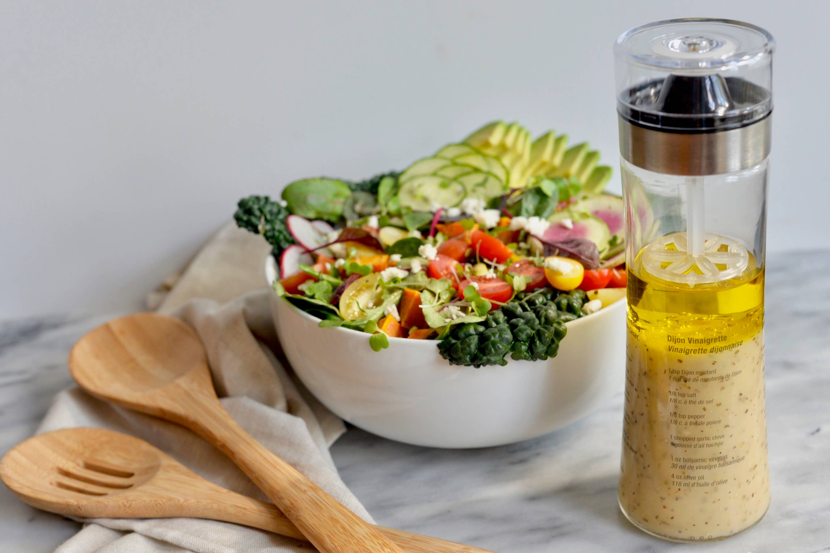 TableCraft Products Company - Vente Ustensile/gadget de cuisine - Shaker à vinaigrette de 18 ¾ oz3