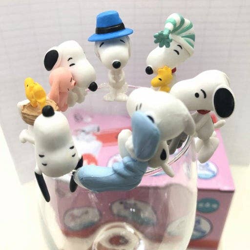 K-Wonderland - Wholesale Decorative Figurine - New! Peanuts Snoopy Cup Figure – Blind Box Series1